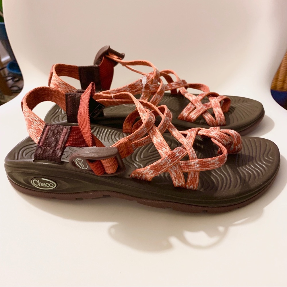 NEW Chaco ZX/2 sport sandal- pink/orange size 7